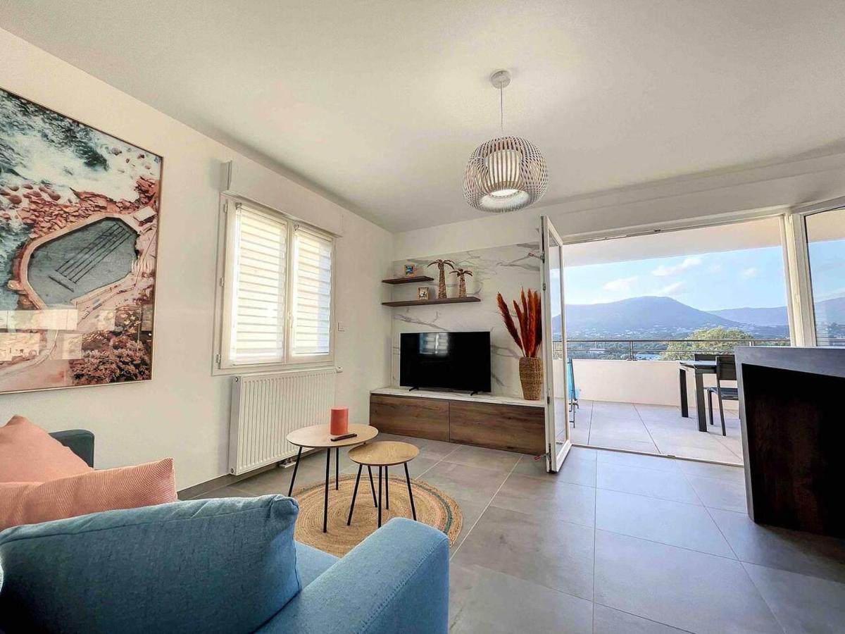 Appartement Central Avec Tres Jolie Vue Ajaccio  Buitenkant foto