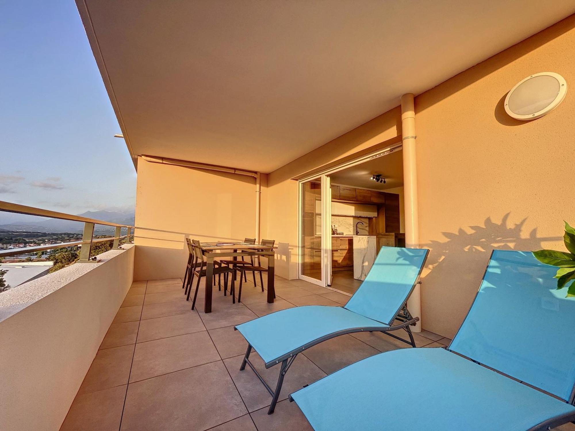 Appartement Central Avec Tres Jolie Vue Ajaccio  Buitenkant foto